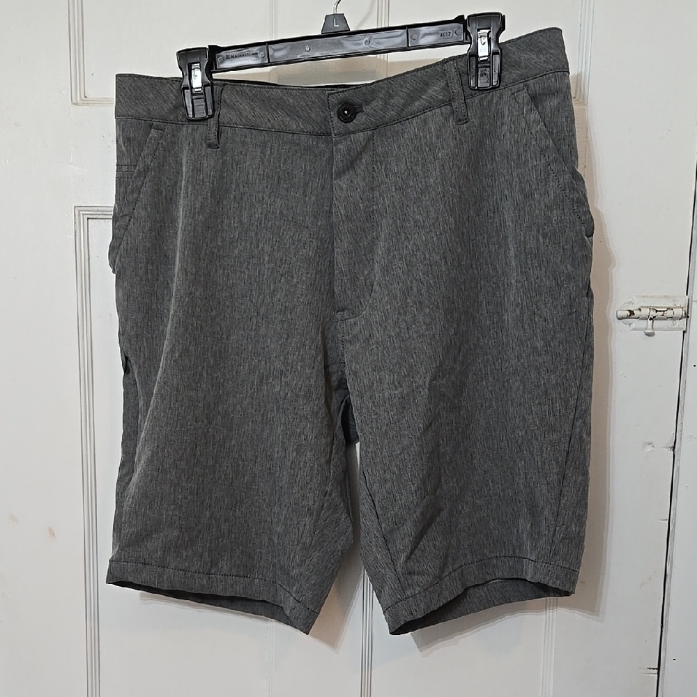 Kenneth COLE Shorts Redone From Trousers It Appears. 33 WAIST. MENS. SEE DESCRIP